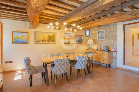Interno