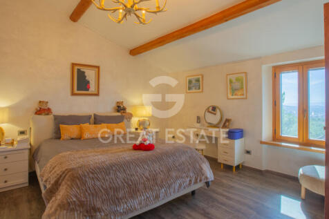 Interno