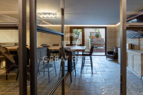 Interno