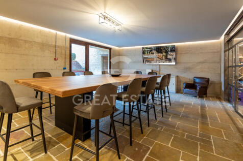 Interno