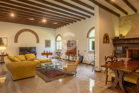 Interno