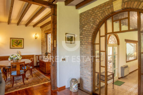 Interno