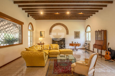 Interno
