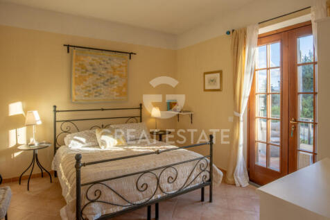 Interno