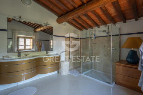 Interno