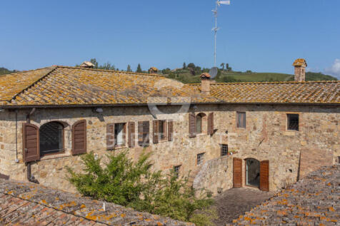 Esterno