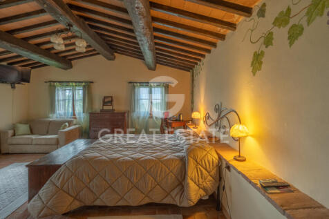 Interno