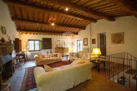 Interno