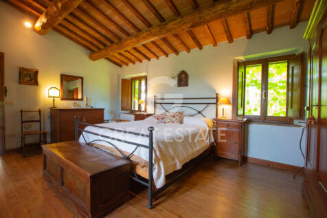 Interno
