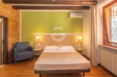 Interno