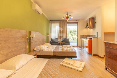 Interno
