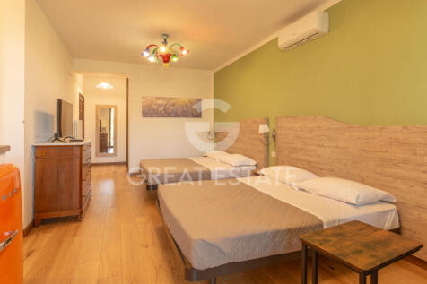Interno