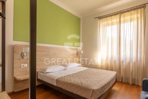 Interno