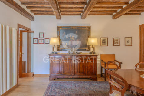 Interno