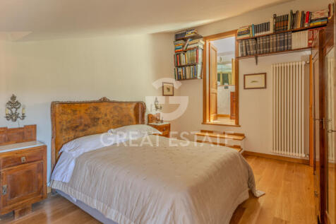 Interno