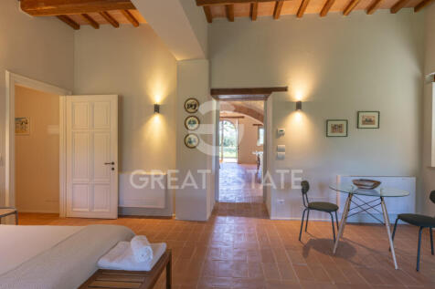 Interno