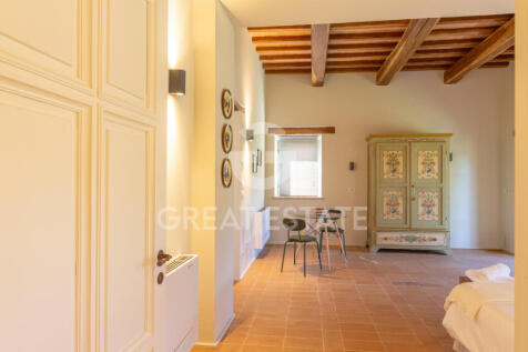 Interno