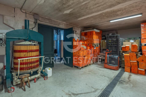 Interno