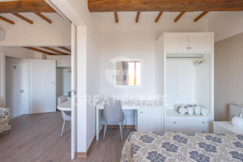 Interno