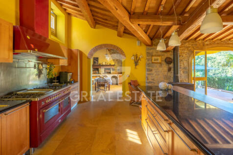 Interno
