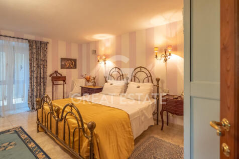 Interno