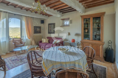 Interno