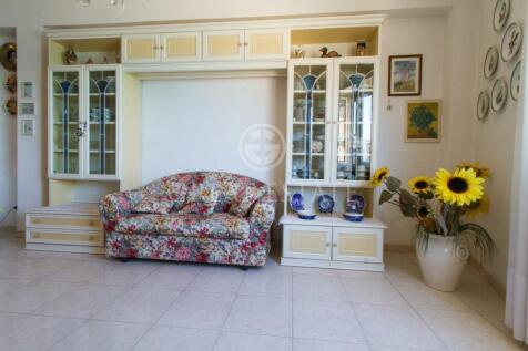 Interno