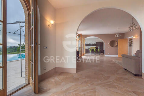 Interno