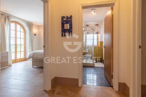 Interno