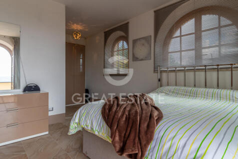 Interno