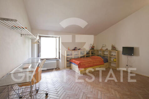 Interno
