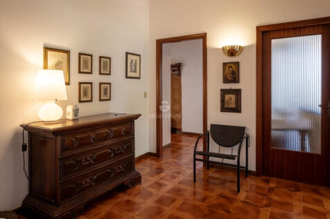 Interno
