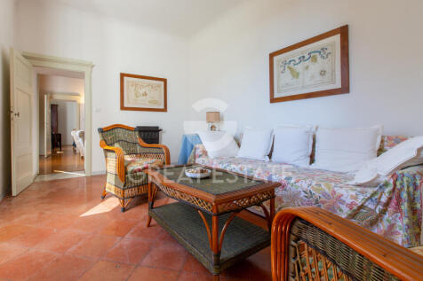 Interno