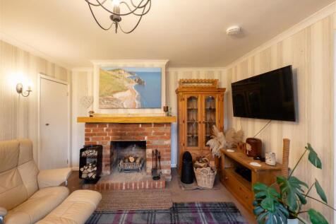 Sitting Room 1.jpg
