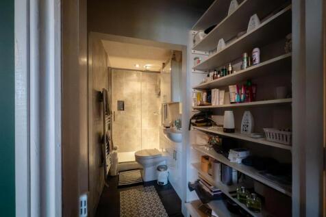 En Suite.jpg
