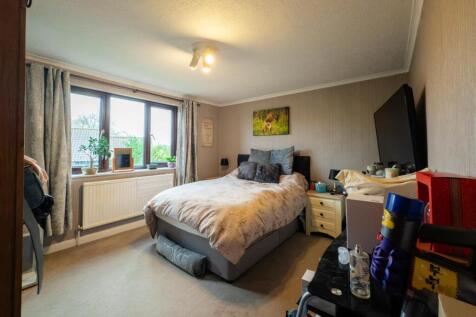 Bedroom 3.jpg