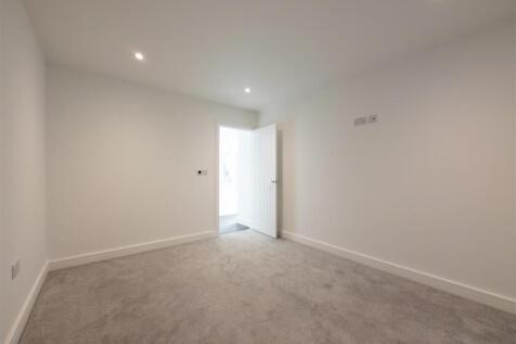 Snug/ Bedroom Five