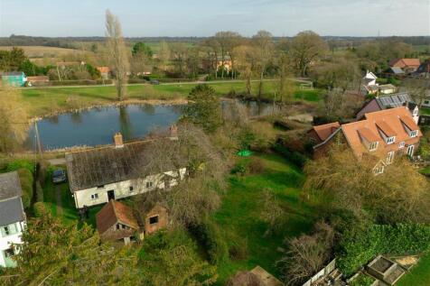 20250307110654 - DJI_0266 - 124 The Green, Wickham