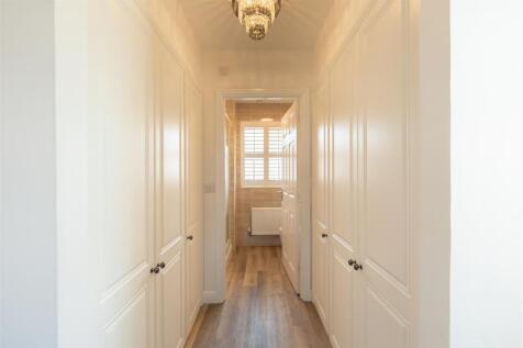 Dressing Area.jpg