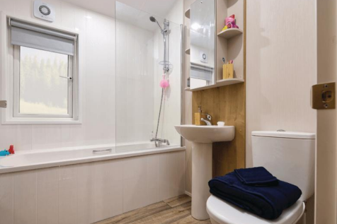 Hayward_bathroom_779x544_9701f97e6e.png