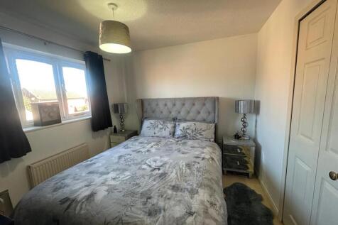 Master Bedroom.jpg