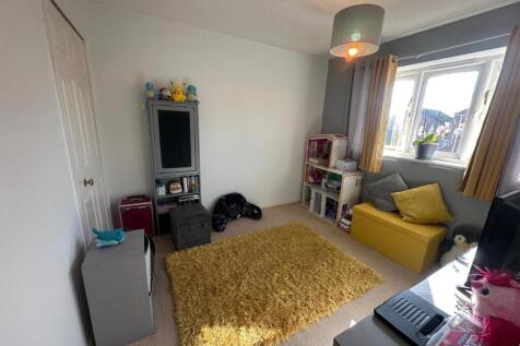 Bedroom 3.jpg