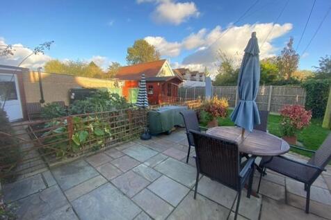 patio2.jpg