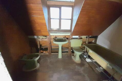Bathroom .jpg