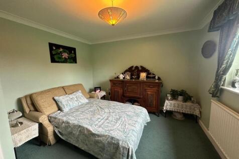 BEDROOM 4/ STUDY 11'4" x 11'9"