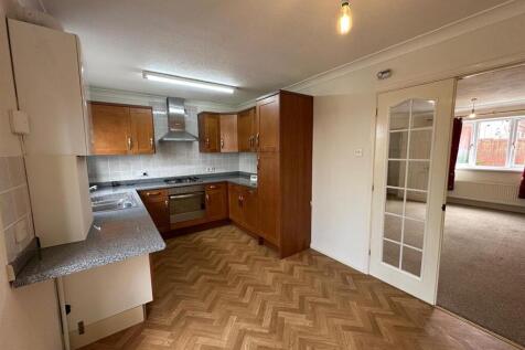 KITCHEN/DINER:
