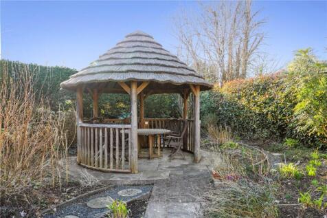 Garden Breeze House