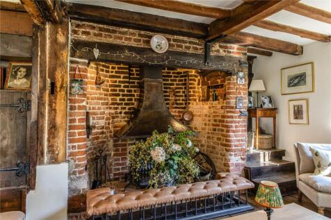 Feature Fireplace