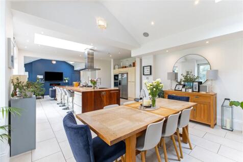 Kitchen/Family Room