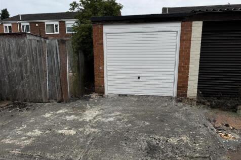 Garage - Bainbridge.jpg